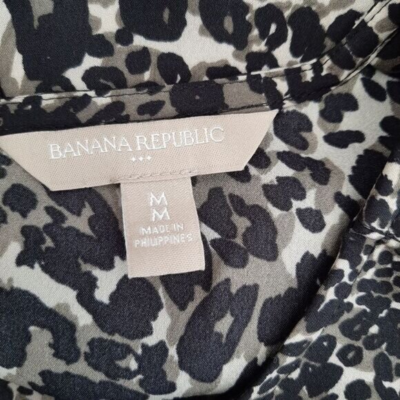 BANANA REPUBLIC Boxy Lightweight Short Sleeve Leopard Blouse Top Sz M - Picture 10 of 11